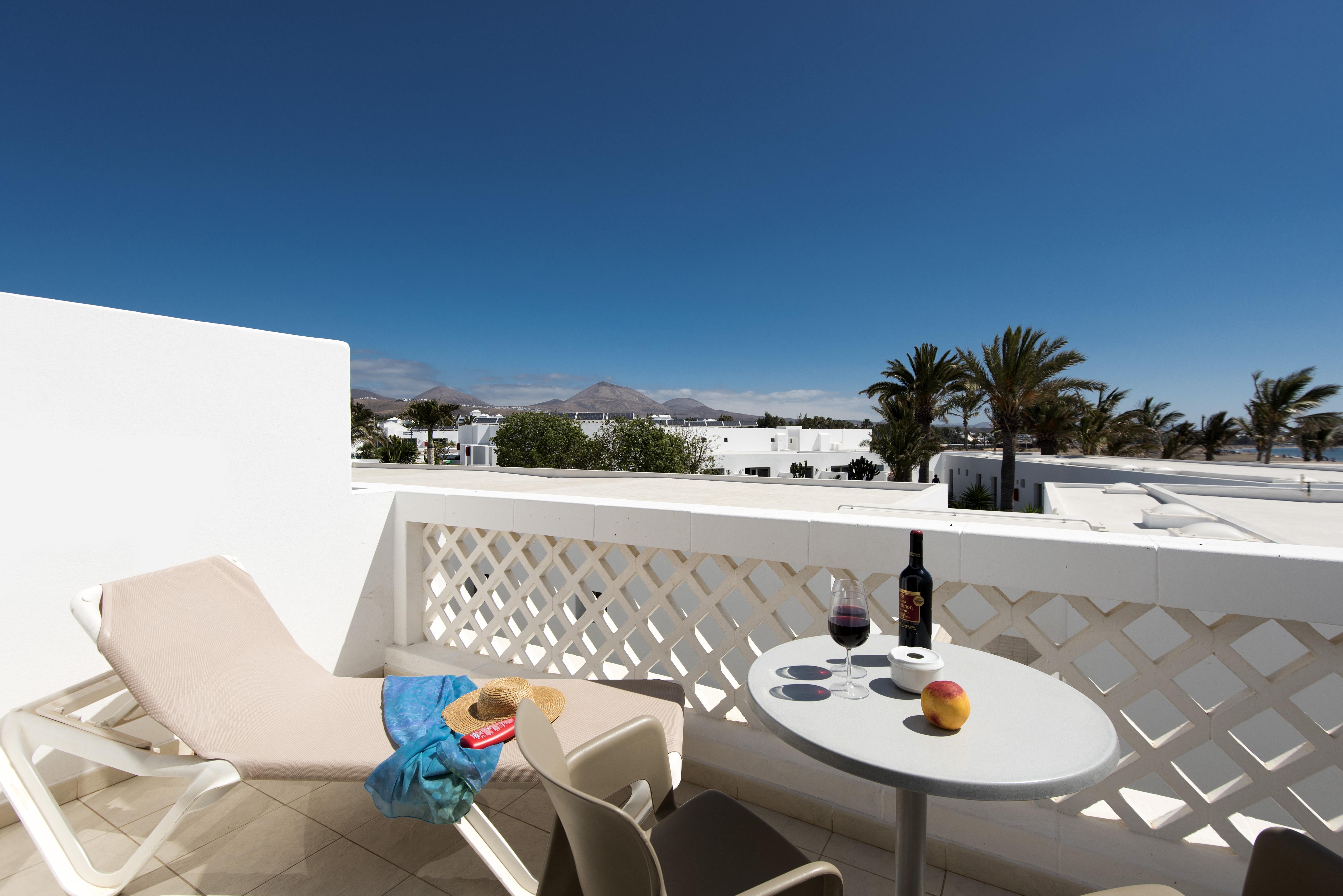 Hotel Las Costas Puerto del Carmen  Exterior photo
